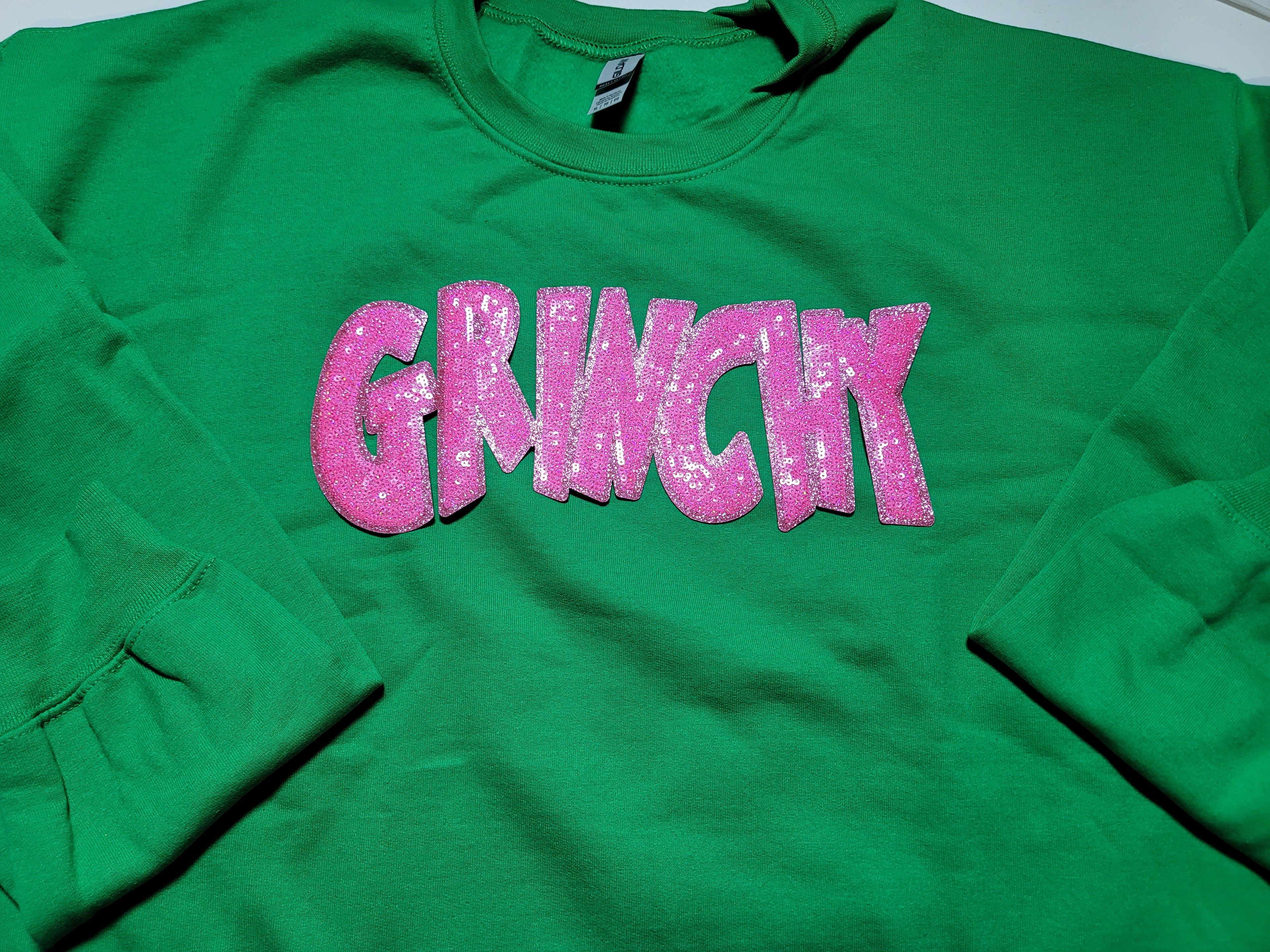 IRISH GREEN SWEATSHIRT AND PINK SEQUIN PATCH