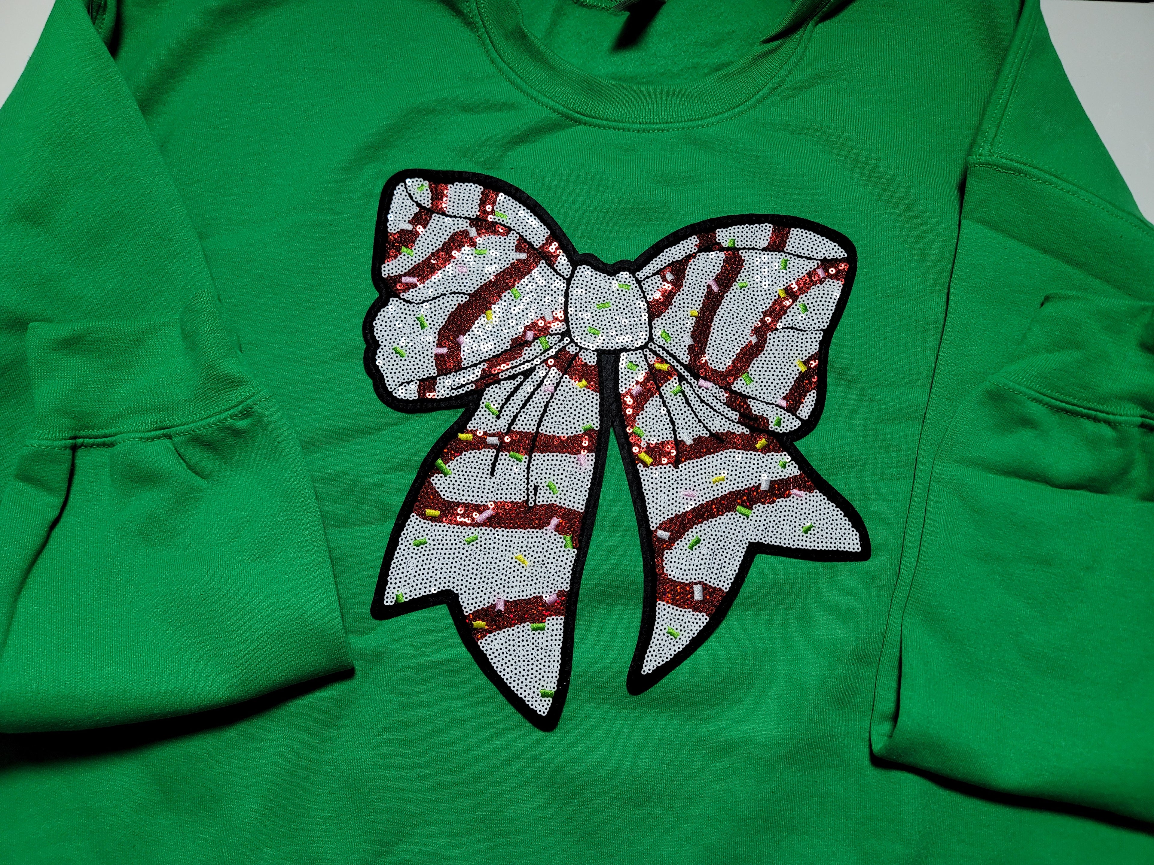 IRISH GREEN SWEATSHIRT WITH SEQUIN BOW PATCH
